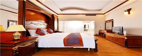 Khách sạn Grand Hạ Long